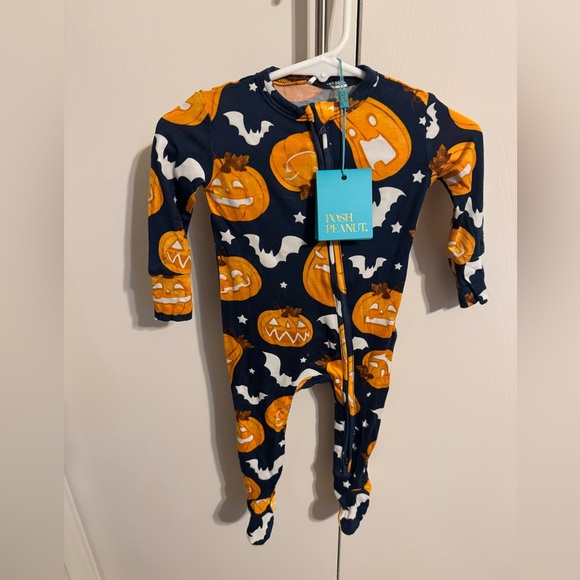 NWT Posh Peanut Bamboo Spooky Pumpkin Blue Glow in the Dark Footie sz 3-6 months - Picture 4 of 7